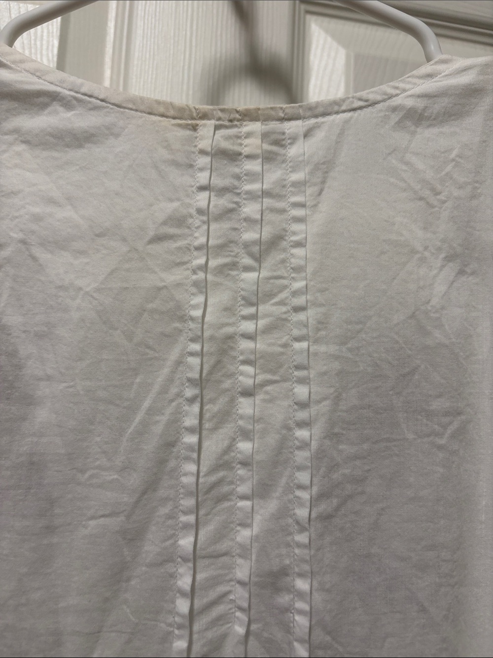 Tommy Bahama White Cotton Top with Brown Label and Embroidery - Picture 6 of 16